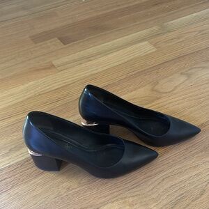 Alexander Wang Simona Leather Block Heel Pump 6.5